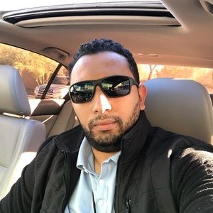 Meet your Posher, Adam